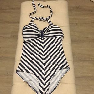 Stripped retro swim suit